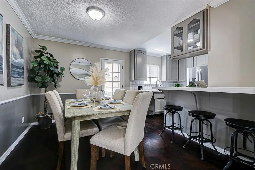 312 N Prospect Avenue, Redondo Beach, California 90277 home-pic-12